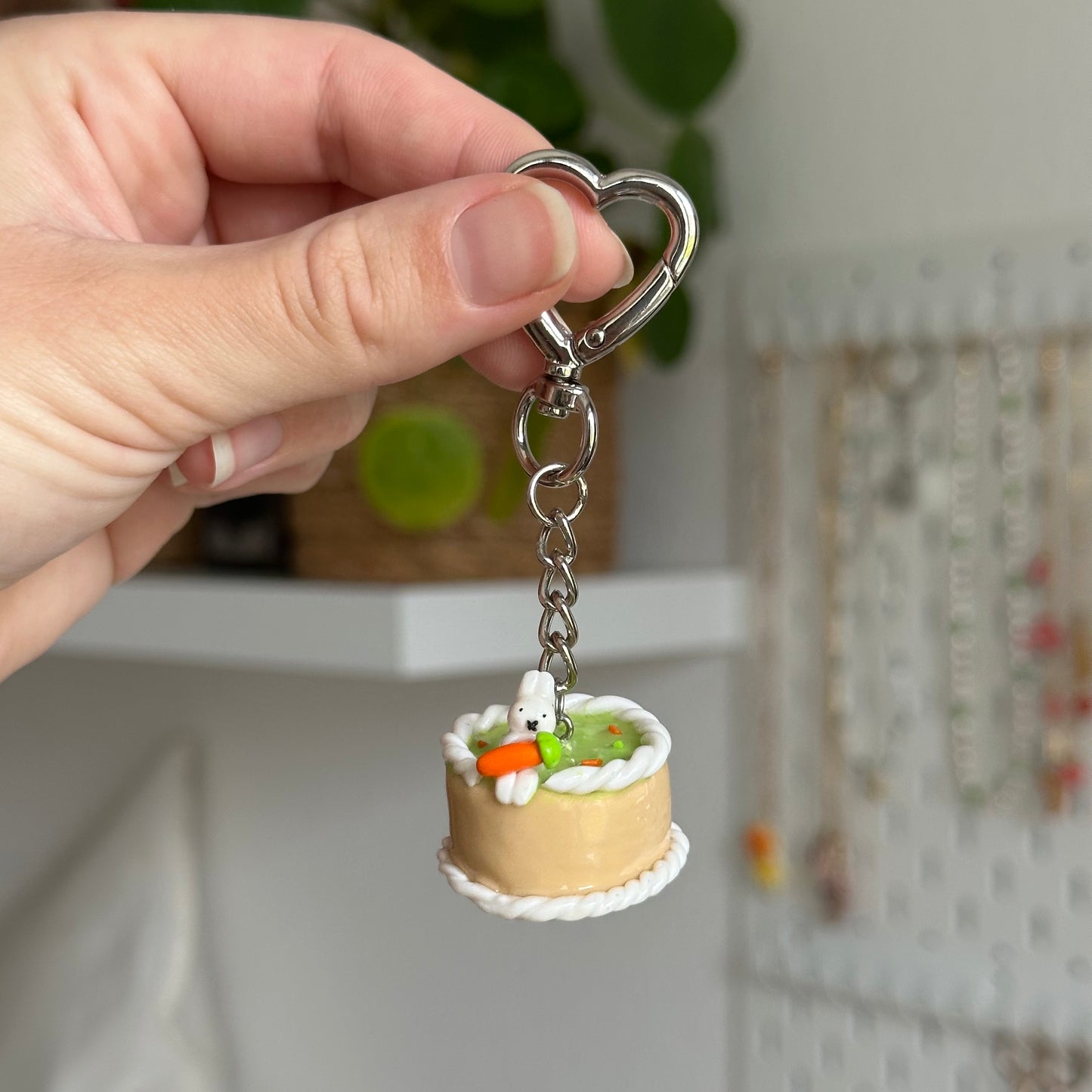 Carrot Cake - Keychain