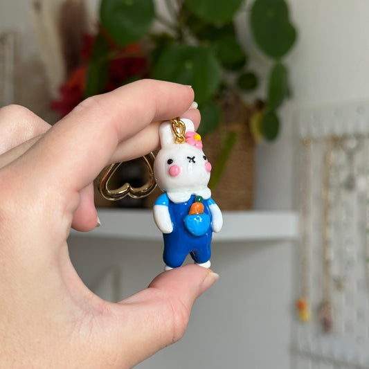 Farmers Bunny - Keychain