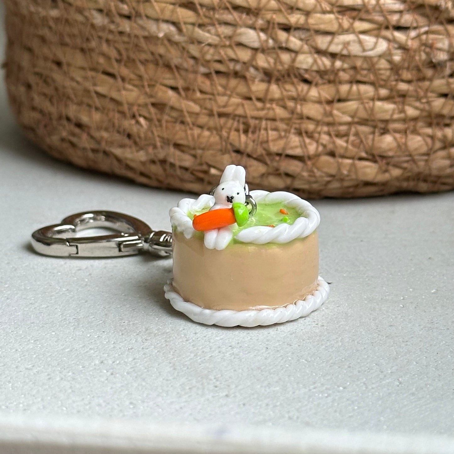 Carrot Cake - Keychain